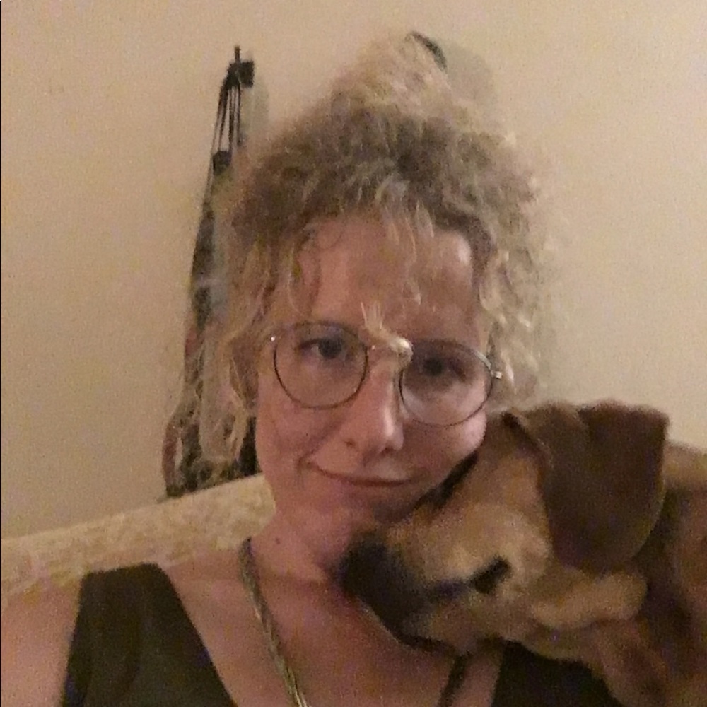 Meet your Posher, Jenn